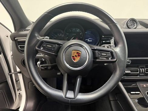 Certified 2023 Porsche Macan Turbo image 12