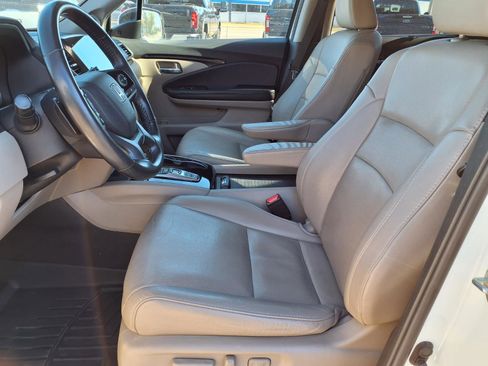 Used 2019 Honda Pilot Elite image 13