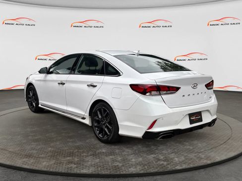 Used 2018 Hyundai Sonata Limited w/ Cargo Package FWD image 8