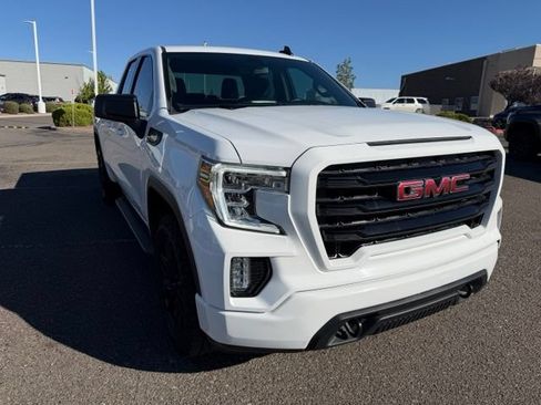 Used 2022 GMC Sierra 1500 Elevation w/ X31 Off-Road Package AWD/4WD image 3