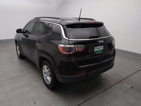 Used 2021 Jeep Compass Sport image 5