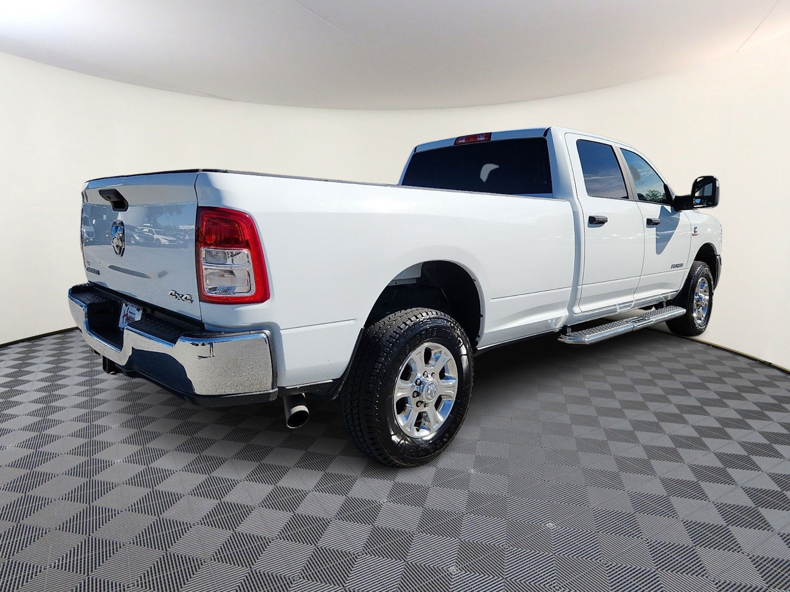 Used 2023 RAM 2500 Big Horn w/ Level 1 Equipment Group AWD/4WD image 6