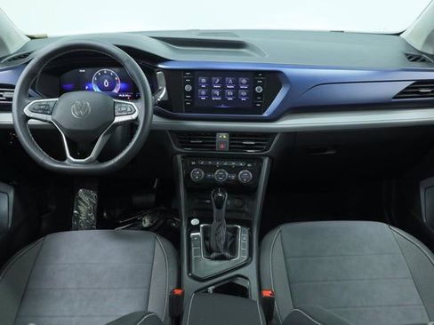 New 2024 Volkswagen Taos SE image 11