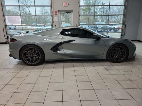 Used 2023 Chevrolet Corvette Stingray Preferred Conv w/ Z51 Performance Package image 15