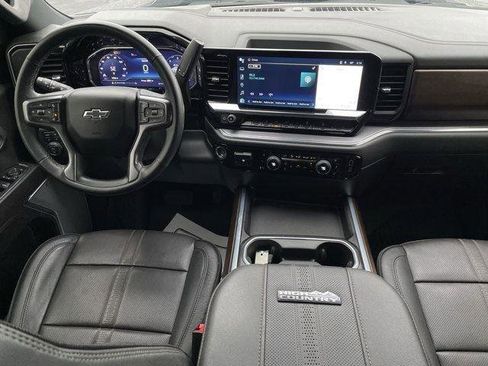 Used 2024 Chevrolet Silverado 2500 High Country w/ Midnight Edition image 15