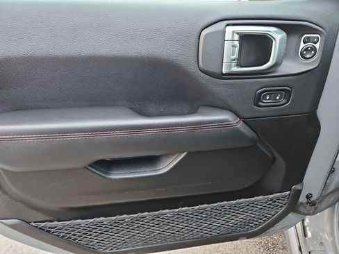 Used 2023 Jeep Wrangler Unlimited Rubicon w/ LED Lighting Group image 16