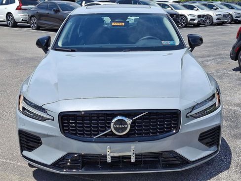 Certified 2025 Volvo S60 T8 Plus AWD/4WD image 2