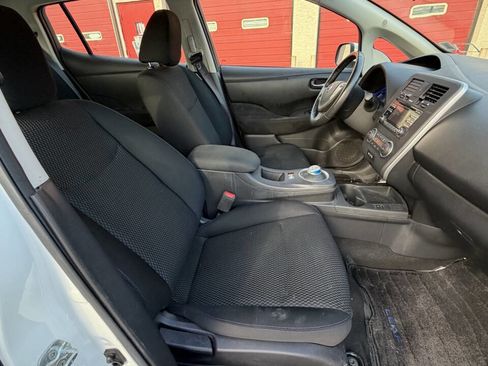 Used 2015 Nissan Leaf S w/ Charge Package image 35