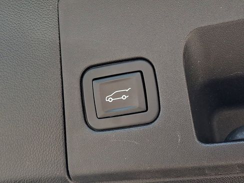 Used 2019 Cadillac XT5 Premium Luxury AWD/4WD image 29