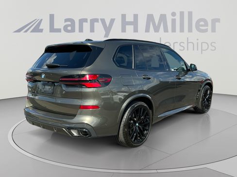 Used 2026 BMW X5 xDrive40i w/ M Sport Package AWD/4WD image 5