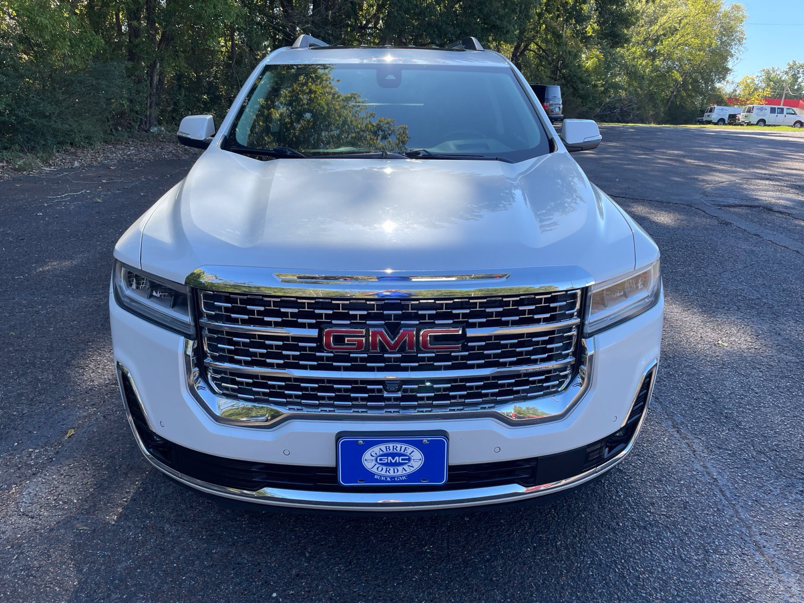 Used 2021 GMC Acadia Denali w/ Denali Technology Package FWD image 14