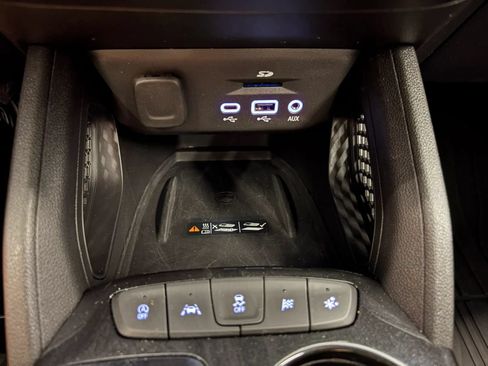 Used 2021 Chevrolet TrailBlazer RS w/ Technology Package FWD image 61