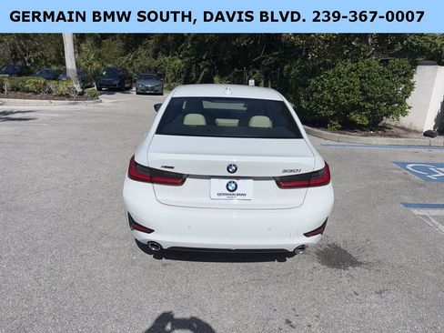 Used 2020 BMW 330i xDrive Sedan w/ Convenience Package image 4