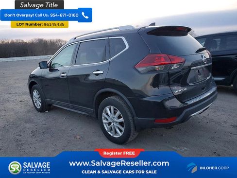 Used 2018 Nissan Rogue SV w/ Sun & Sound Touring Package AWD/4WD image 3