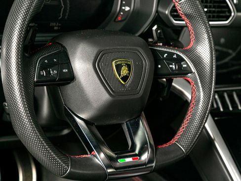 Used 2019 Lamborghini Urus image 36