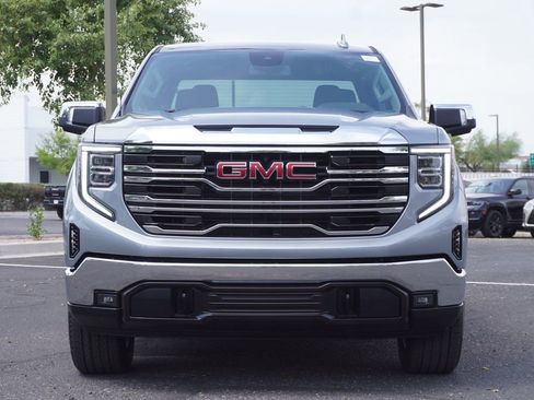 New 2026 GMC Sierra 1500 SLT w/ SLT Premium Package AWD/4WD image 5