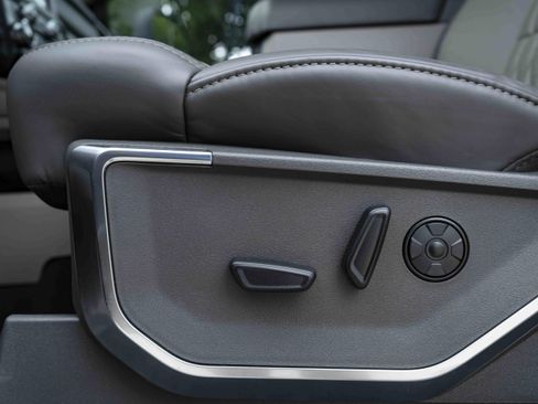 Used 2026 Ford F450 Platinum w/ Platinum Plus Package image 44