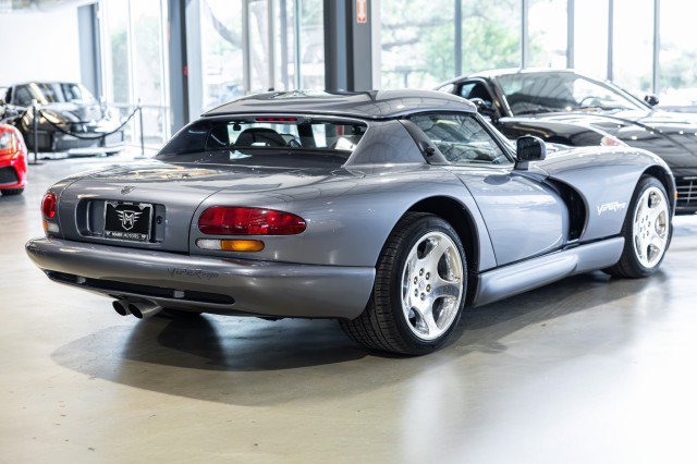 Used 2000 Dodge Viper RT/10 RWD image 6