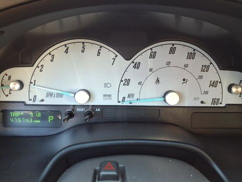 Used 2002 Ford Thunderbird Deluxe image 15