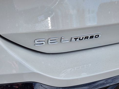 New 2026 Volkswagen Tiguan SEL R-Line AWD/4WD image 13