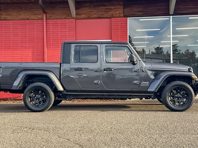 Used 2023 Jeep Gladiator Overland