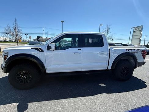 Used 2025 Ford F150 Raptor image 7