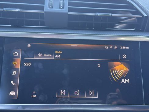 Certified 2025 Audi Q3 2.0T Premium image 18