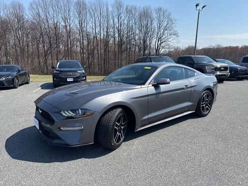 Used 2021 Ford Mustang Premium image 3