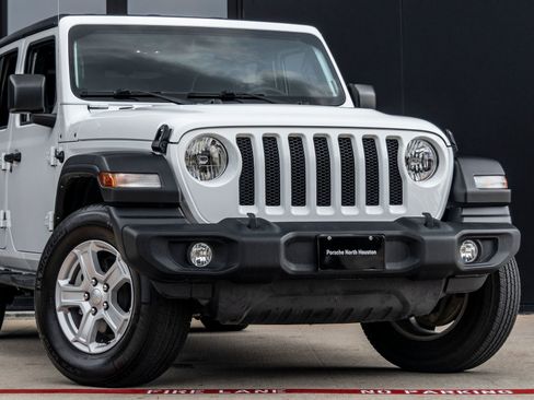 Used 2023 Jeep Wrangler Unlimited Sport AWD/4WD image 5