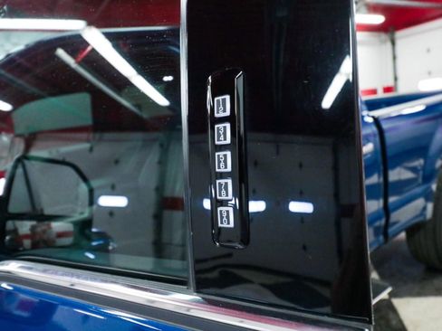 Used 2022 Ford F250 Platinum w/ FX4 Off-Road Package image 43