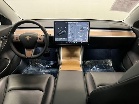 Used 2020 Tesla Model 3 Long Range image 17