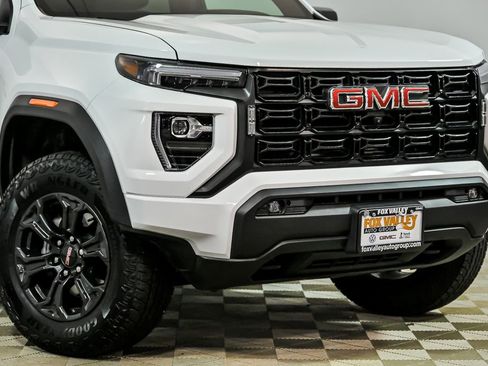 Used 2024 GMC Canyon Elevation w/ Elevation Premium Package AWD/4WD image 2