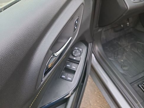 New 2025 Chevrolet Trax LT w/ LT Convenience Package image 11