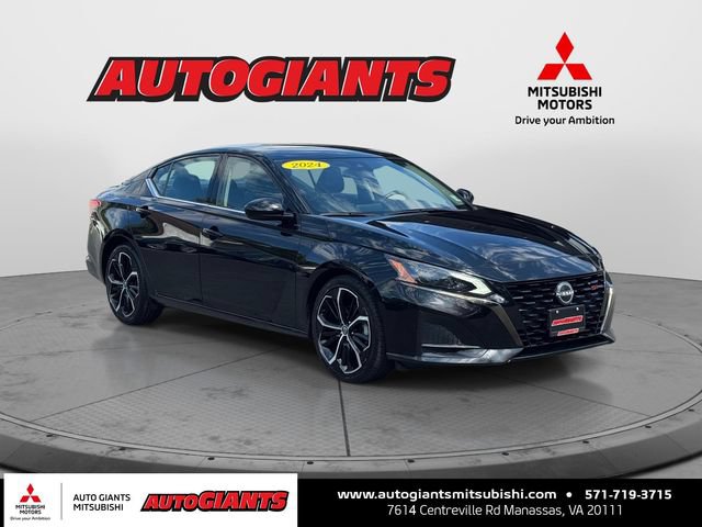 Used 2024 Nissan Altima 2.5 SR FWD image 1