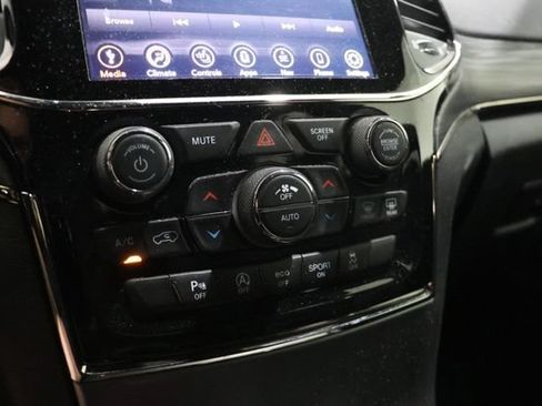 Used 2020 Jeep Grand Cherokee Limited X AWD/4WD image 32