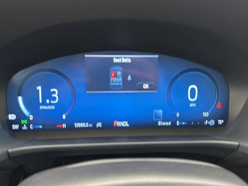 Used 2023 Ford Escape Platinum w/ Premium Technology Package AWD/4WD image 17