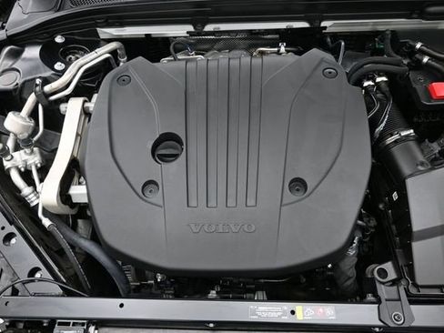 Used 2023 Volvo S60 B5 Ultimate w/ Protection Package Premier FWD image 31
