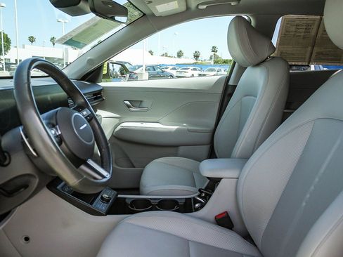 Used 2024 Hyundai Kona Limited AWD/4WD image 20