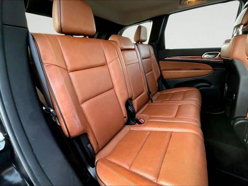 Used 2013 Jeep Grand Cherokee Overland image 24