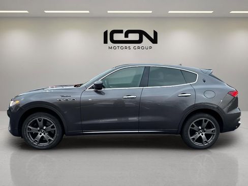 Used 2023 Maserati Levante Modena image 4