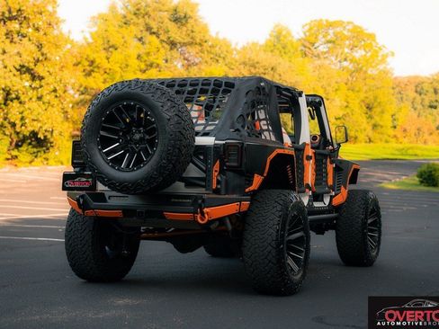 Used 2018 Jeep Wrangler Unlimited Sport S AWD/4WD image 7