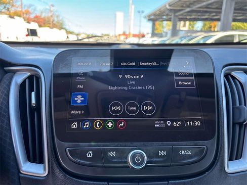 Used 2024 Chevrolet Malibu LT image 22