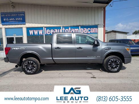 Used 2019 Nissan Titan PRO-4X w/ Pro-4x Convenience Package AWD/4WD image 2
