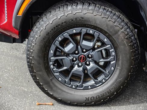 Used 2023 Nissan Frontier PRO-4X w/ Pro-4X Premium Package image 11