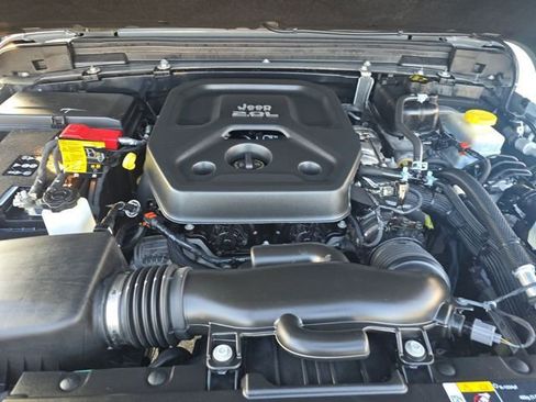 Used 2021 Jeep Wrangler Unlimited Sport image 9