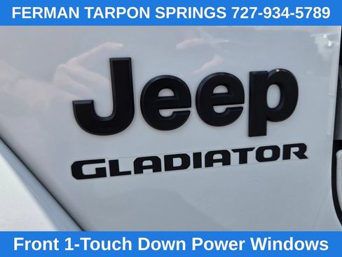 Used 2022 Jeep Gladiator Sport AWD/4WD image 16