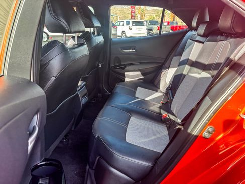 Certified 2025 Toyota Corolla XSE image 21