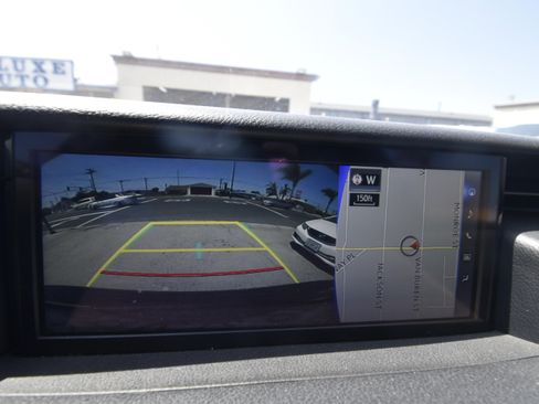 Used 2018 Lexus IS 300 F Sport RWD image 9