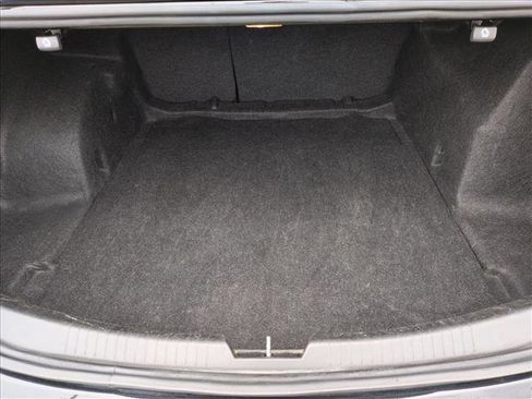 Used 2023 Chevrolet Malibu LT image 7