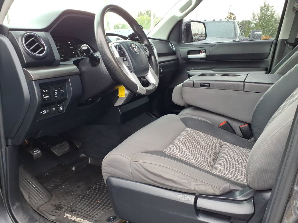 Used 2020 Toyota Tundra SR5 AWD/4WD image 13